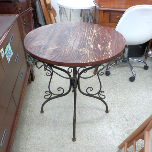 PayPay対応　カフェテーブル アイアン 木目 ブラウン アンティーク調　テーブル ダメージ加工 札幌市西区西野