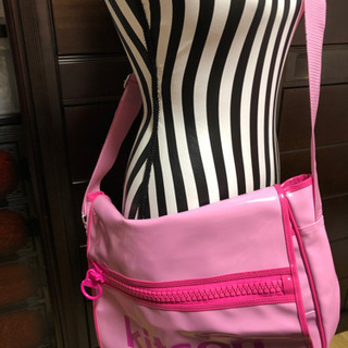 かなり大きめバッグ K itsonの画像