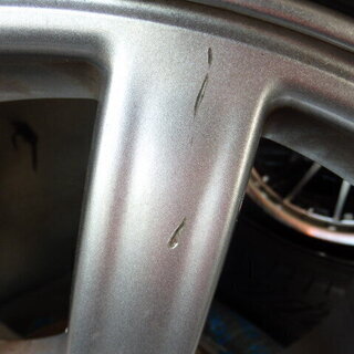 スバル　SAA　スタッドレスタイヤ　215/55R17の画像