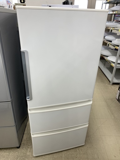 【終了】J107 【動作確認、クリーニング済】AQUA　アクア　冷凍冷蔵庫　272L　2017年製