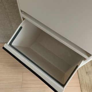 【値下げ】キズ・汚れナシ 資源ゴミ分別ワゴン　ワイド3段　43Lの画像