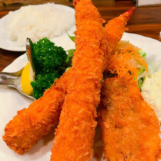 一緒にご飯カフェ行く人募集〜 - 友達