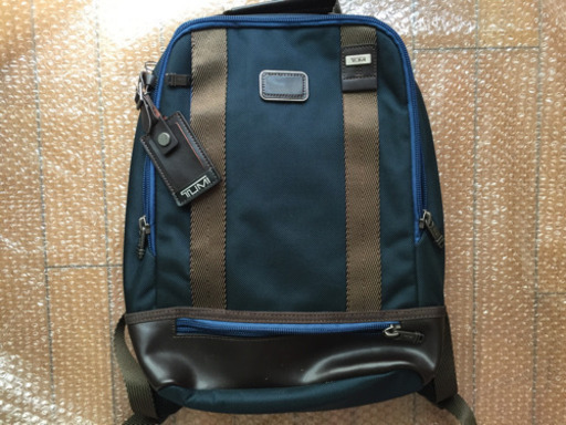 101 TUMI ネイビーリュック デザイン・使い勝手秀逸