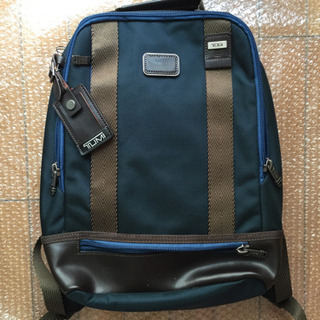 101 TUMI ネイビーリュック デザイン・使い勝手秀逸