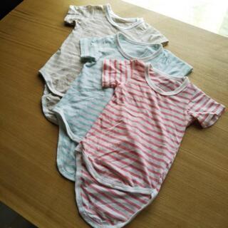 80センチ　ロンパース半袖　3枚セット　500円でお譲りします。