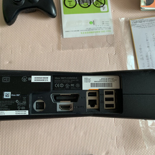 Xbox 360 4Gb + Skyrim スカイリムの画像