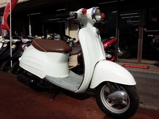 NO.2801　ヴェルデ(ベルデ)(VERDE) 後期モデル　２サイクルエンジン　ホワイト　☆彡