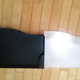 A4レターケース・棚/パンフレットラック★0円！受け渡し限定★代々木・北参道の画像