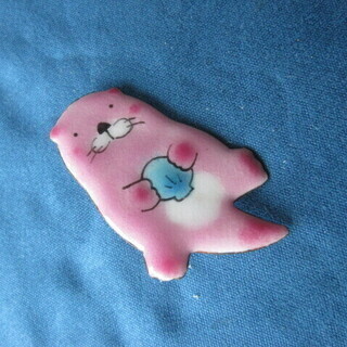★　ラッコ　ピンバッジ　★