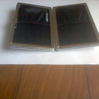 小物入れ BOBBI BROWNの画像