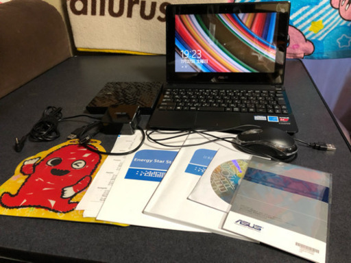 ASUS タッチパネル 薄型ミニノート