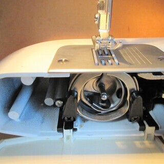 ☆シルバー精工 SILVER REED Hands MateⅡ SS120 ミシン 見た目もかわいい◆1台あると助かるの画像