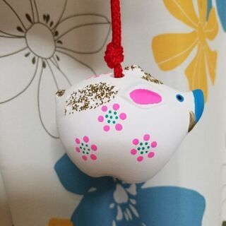 いのしし　振ると音がでる　置物？キーホルダーの画像