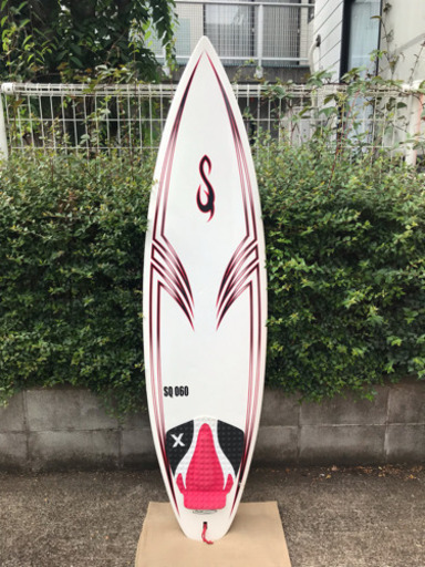 サーフボード シークエンス (6’0 ショート) / フィン（未使用） / ニットケース付き
