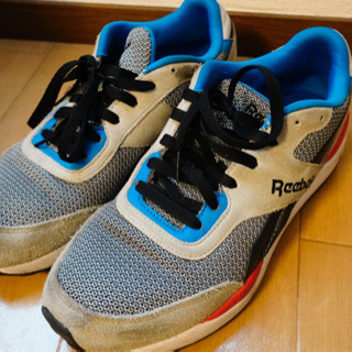 Reebok リーボック スニーカー 28cm 譲ります！取りに...