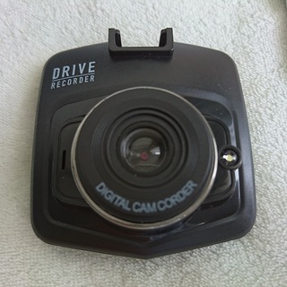 【取引中】　フロントガラス取付用ドライブレコーダーの画像