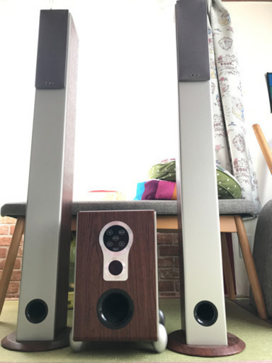 スピーカー