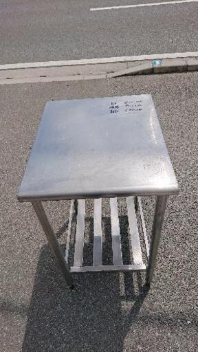 中古品 厨房用作業台 (500×600) お売りします。