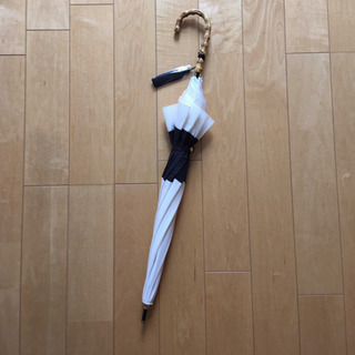 未使用★タッセル付 ツートーンカラーの日傘 LS Sceneの画像