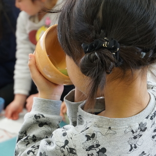 夏休み特別企画　「こども茶会」の画像