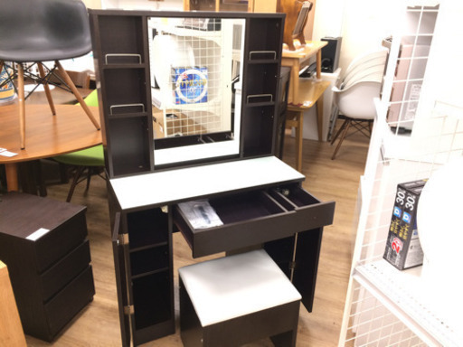 取に来られる方限定！ドレッサーです！