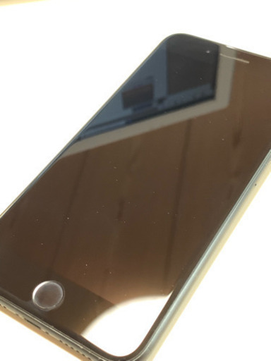 (取引中)iPhone7plus SIMフリー