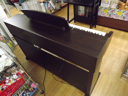 ヤマハ 電子ピアノ クラビノーバ  CLP-120 88鍵盤 2003年製 イス ヘッドホン付き ダークブラウン 札幌　西岡店