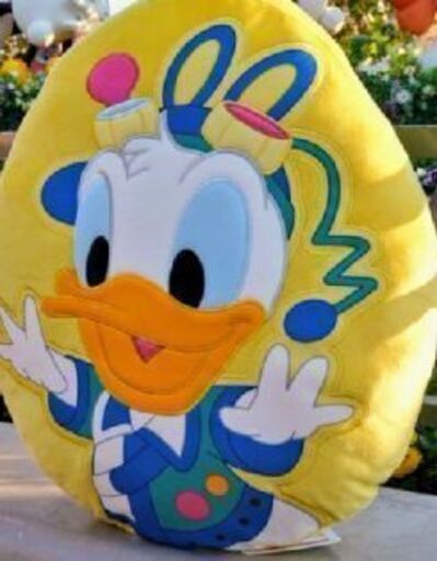 ドナルド クッション イースター