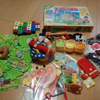 アンパンマン知育、オモチャ他
