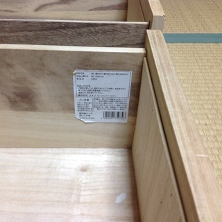 木製衣装ケースの画像