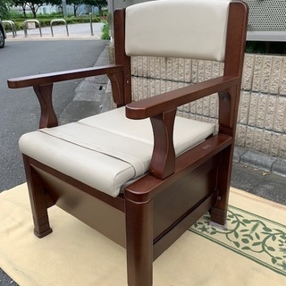 介護用 ポータブルトイレ 椅子 イス 家具調 ☆キャスター付 介...