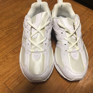 運動靴 未使用品の画像