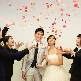 未経験歓迎　☆結婚式二次会の司会者☆　土日祝のみだからダブルワー...