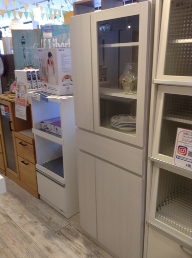 中古　フランフラン　パセ　キッチンキャビネット