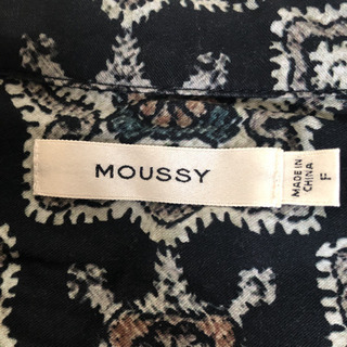 moussy 柄ｼｬﾂの画像