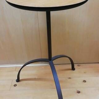 【そこそこ美品】カフェテーブル