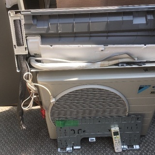 ルームエアコン 【ダイキン】　2014年製／冷房暖房6～9畳／東京23区内配送可の画像