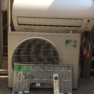 ルームエアコン 【ダイキン】　2014年製／冷房暖房6～9畳／東...