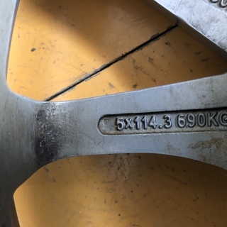 【a11】15インチ アルミホイール 15ｘ6J＋53 5H-114.3　社外　中古  の画像