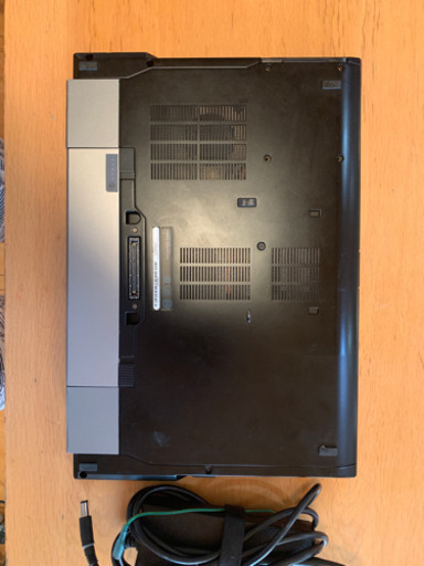 (お取引中）高性能人気！評価「良い」100件目前値下げ企画お得!　Dell Precision M4500 Core i7-640M 新品SSD240G　Quadro FX1800　バッテリー新品！　Win10 pro 64bit（正規認証済）