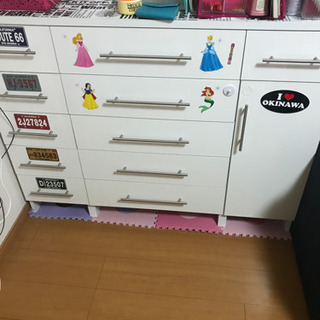 引き出したくさん小物収納、リビング収納などに。