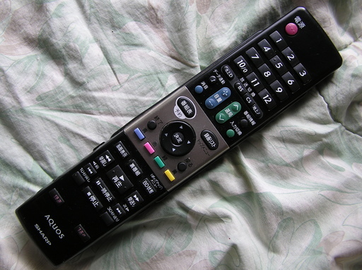 ◇取引終了 シャープ37型テレビ ☆フルハイビィジョンできれい。♪お取引後1週間の動作補償します。♪ アクオス世界の亀山モデル