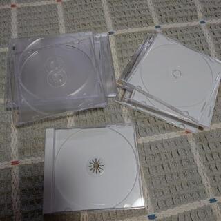 CDケース13枚