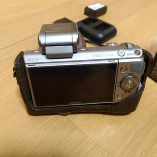 SONY NEX-5N レンズ無し 電池ボックス破損の画像