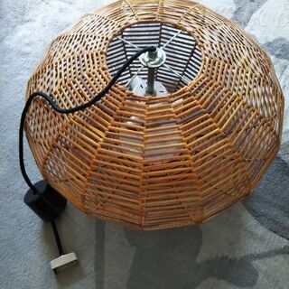 和・洋・兼用照明［中古］・さしあげます。