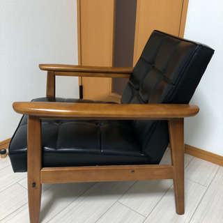 【取りに来ていただける方限定】カリモクKチェアの画像