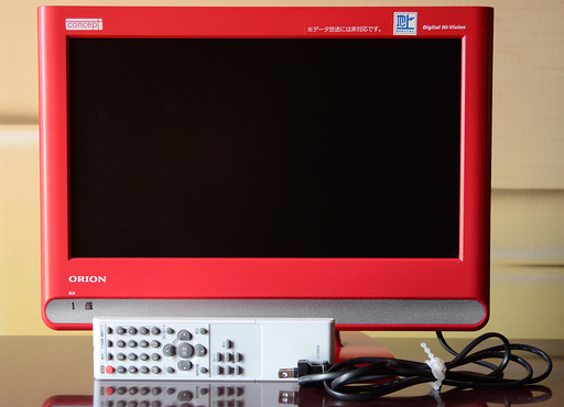 オリオン　１６型　液晶テレビ　０９年製　赤色