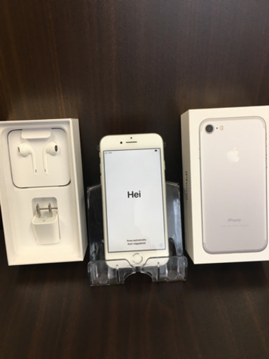 iPhone7  32GB  新品