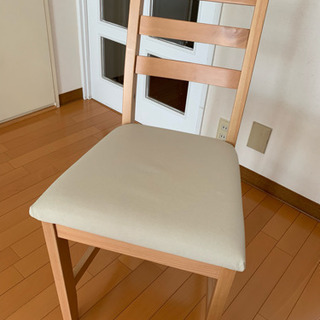 美品椅子の画像