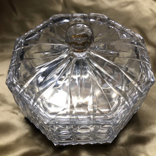 ガラスの小物入れの画像